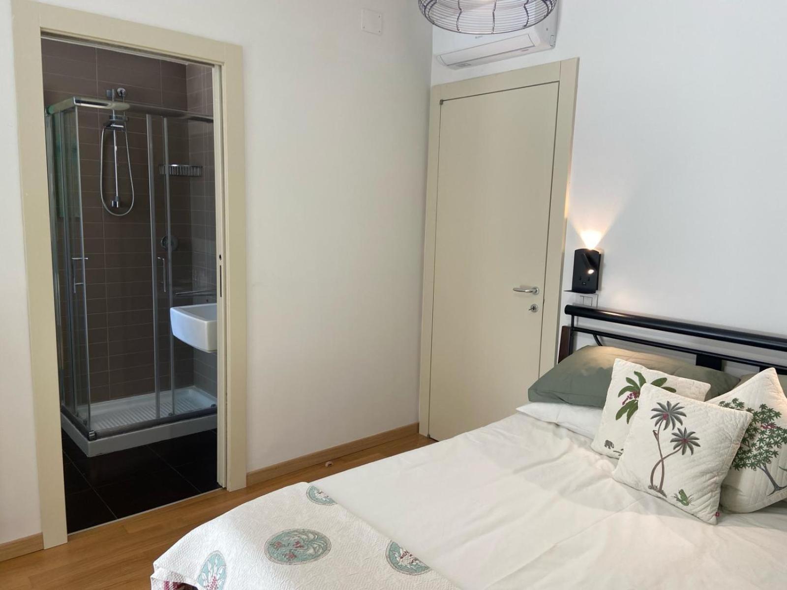 Casa Del Porto Apartment Песаро Екстериор снимка