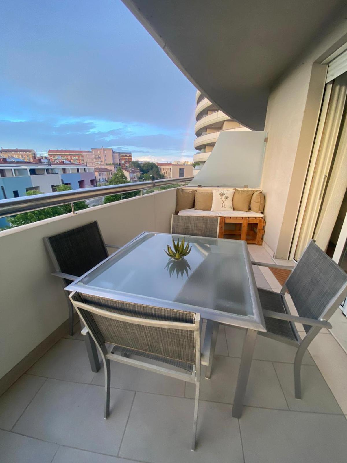 Casa Del Porto Apartment Песаро Екстериор снимка