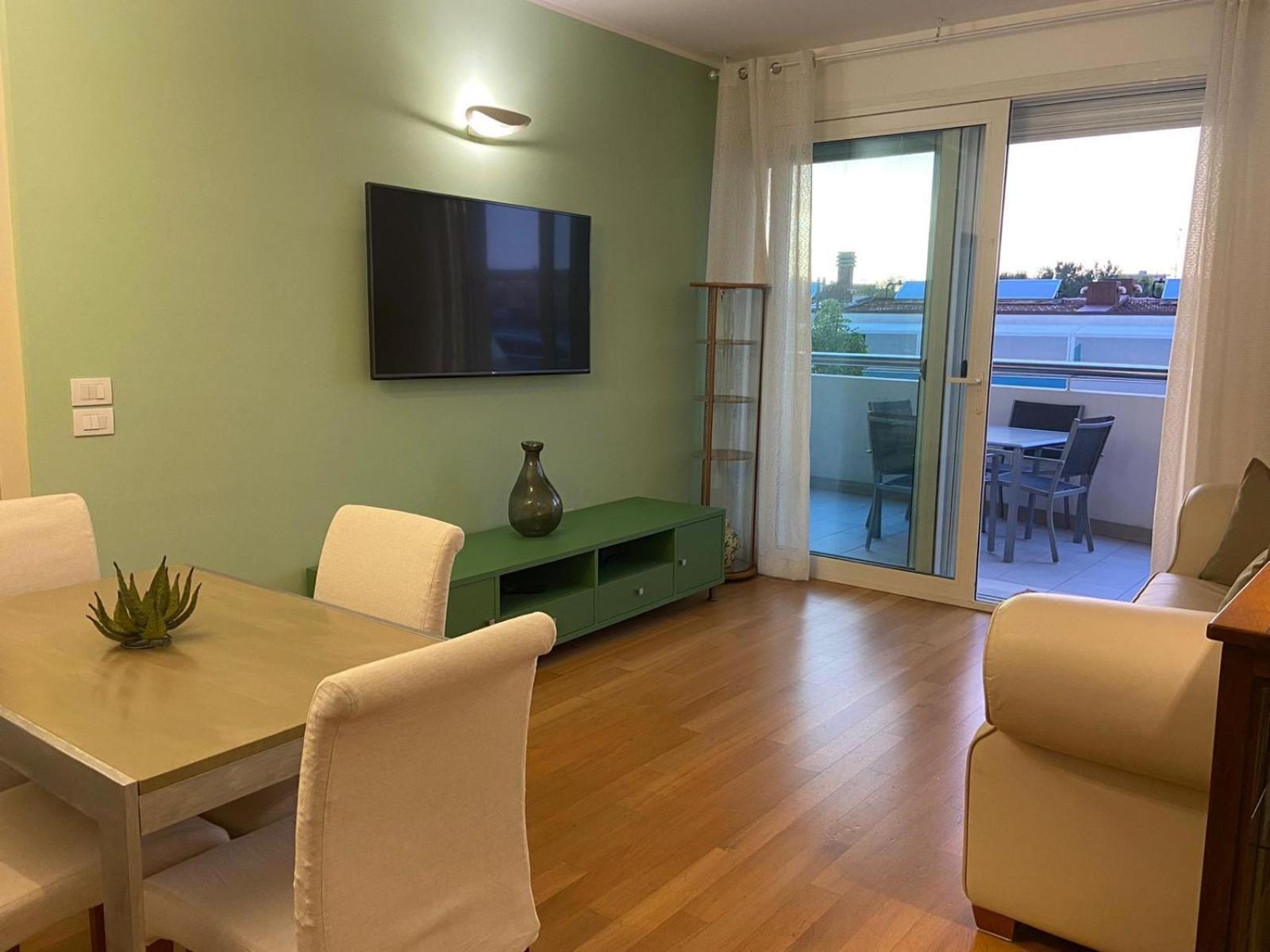 Casa Del Porto Apartment Песаро Екстериор снимка