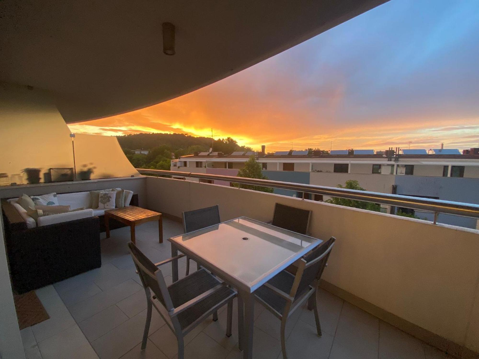 Casa Del Porto Apartment Песаро Екстериор снимка