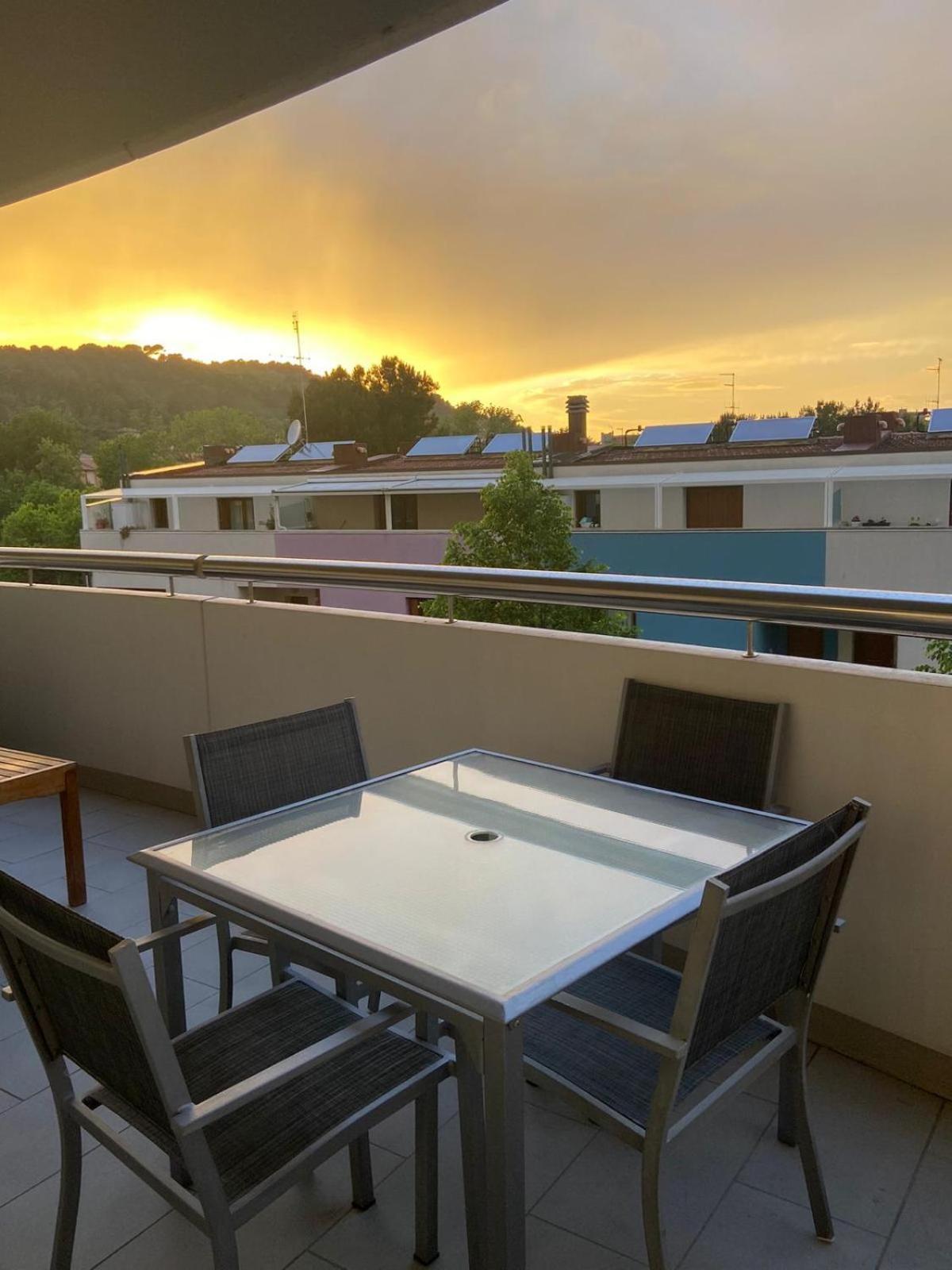 Casa Del Porto Apartment Песаро Екстериор снимка