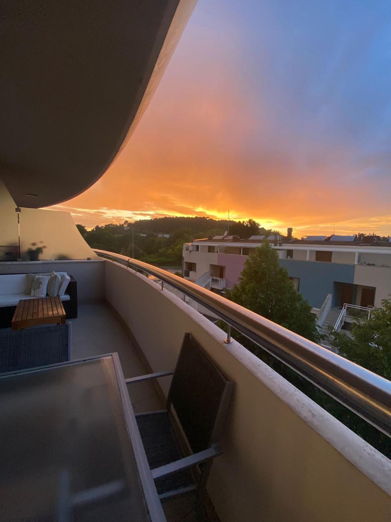 Casa Del Porto Apartment Песаро Екстериор снимка